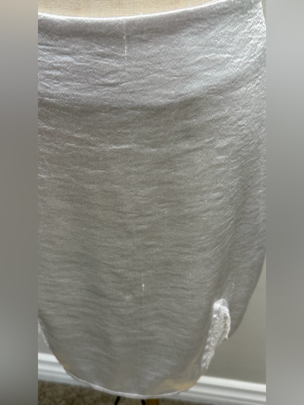 LYANER White Satin Mini Skirt Lace Slit Y2K Coquette Bridal Party Date Night - Picture 4 of 10